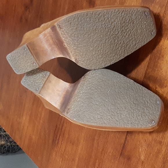 Brand New leather heeled mules/clogs - Picture 5 of 11